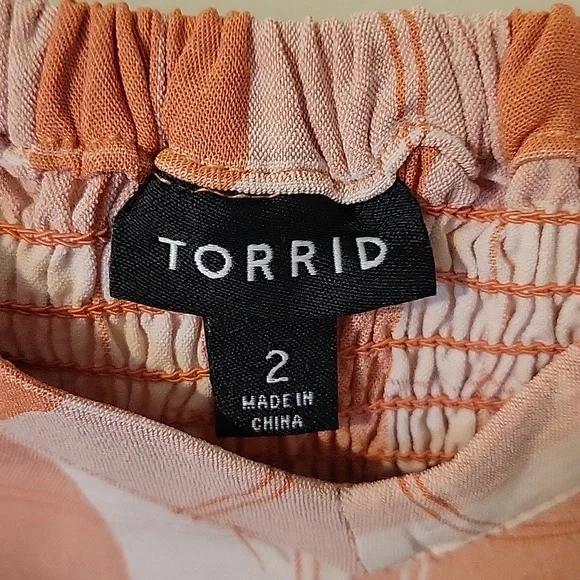 Torrid Pink And White Plaid Seersucker Sleeveless Bralette - Picture 3 of 8
